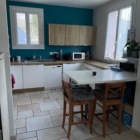 Grande Maison Dans Les Pyrenees בית נופש