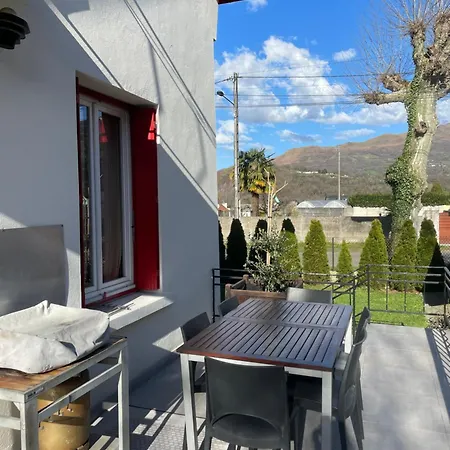 בית נופש Grande Maison Dans Les Pyrenees *