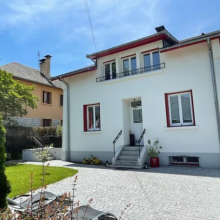 Grande Maison Dans Les Pyrenees 펜션