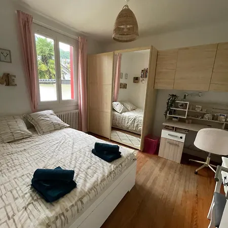 Grande Maison Dans Les Pyrenees בית נופש *