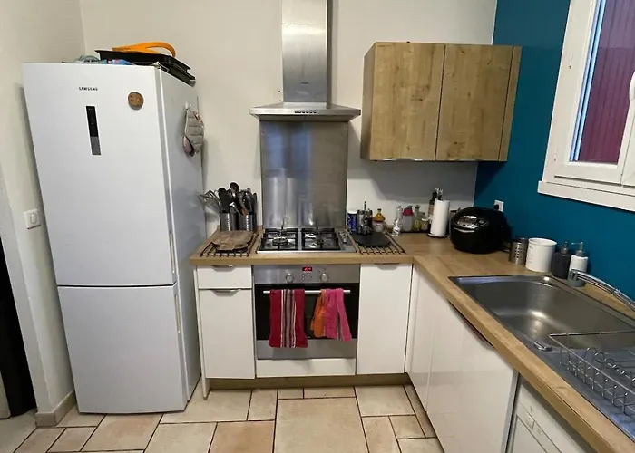 Grande Maison Dans Les Pyrenees * 아르젤레가조스트